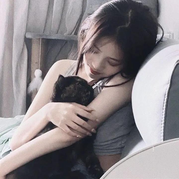 特务爱很大